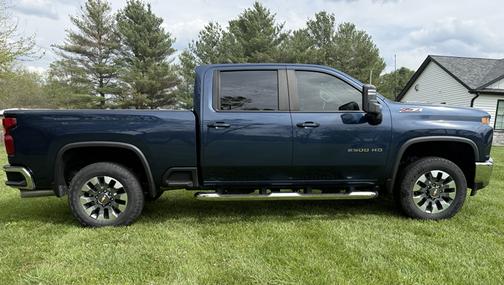 Blue 2022 Chevrolet Silverado 2500 LT