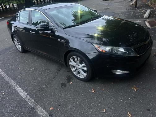 Black 2013 Kia Optima LX
