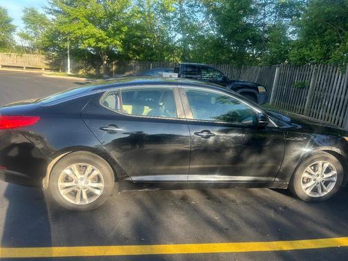 Black 2013 Kia Optima LX