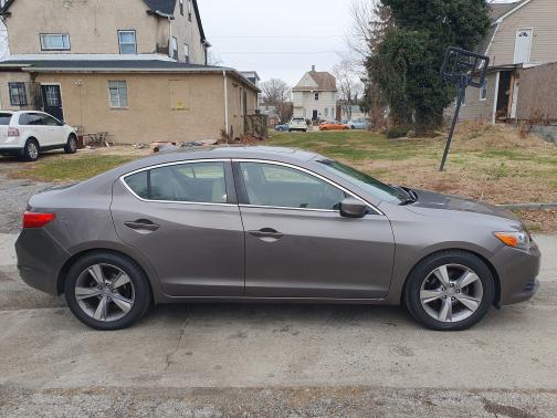 2013 Acura ILX 2.0L Technology