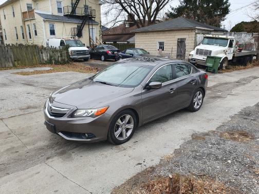 2013 Acura ILX 2.0L Technology
