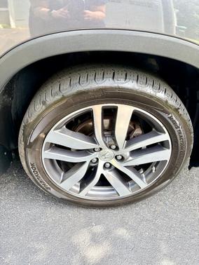 Gray 2017 Honda Pilot Elite