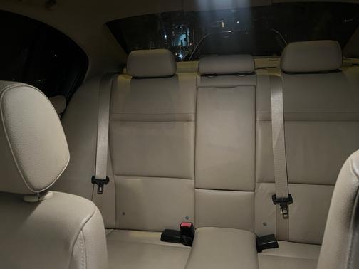 2011 BMW 328 i xDrive
