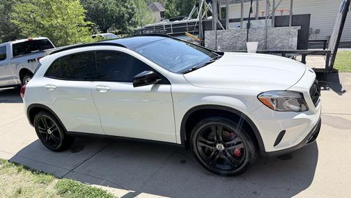 White 2015 Mercedes-Benz GLA-Class GLA 250