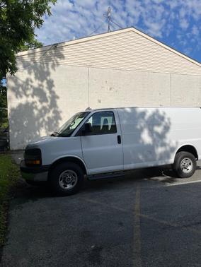 White 2022 Chevrolet Express 2500 Work Van
