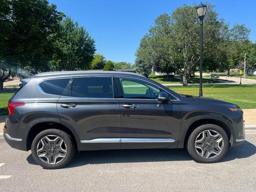 Gray 2023 Hyundai SANTA FE HEV SEL Premium