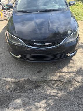 Black 2016 Chrysler 200 Limited