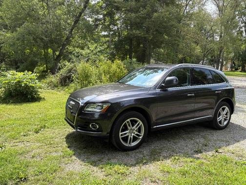 Gray 2016 Audi Q5 2.0T Premium Plus