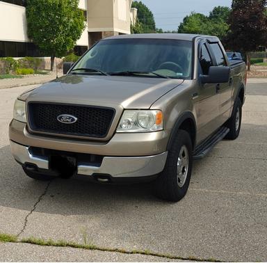 2005 Ford F-150 XLT Crew Cab