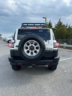 White 2012 Toyota FJ Cruiser Base