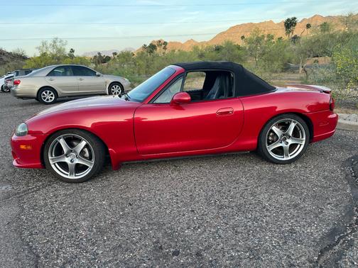 Red 2005 Mazda MazdaSpeed Miata MX-5 Base