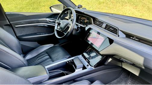 2019 Audi e-tron Prestige
