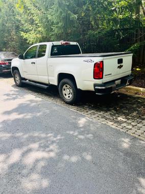 White 2017 Chevrolet Colorado WT