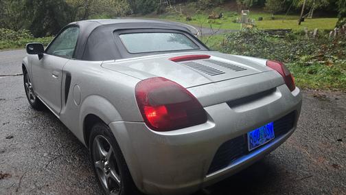 2002 Toyota MR2 Spyder
