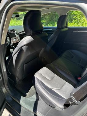 Silver 2018 Ford Fusion Hybrid Titanium