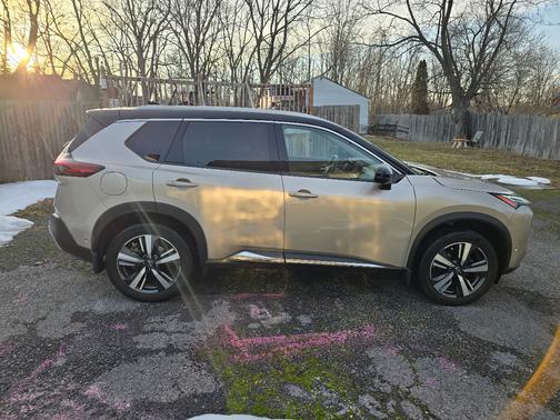 2022 Nissan Rogue Platinum