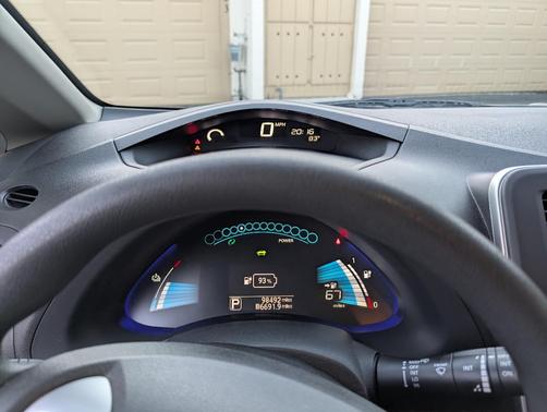 White 2016 Nissan Leaf S