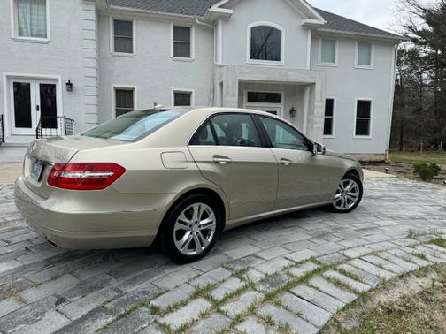 2011 Mercedes-Benz E-Class E 350 4MATIC