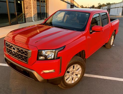 2023 Nissan Frontier SV