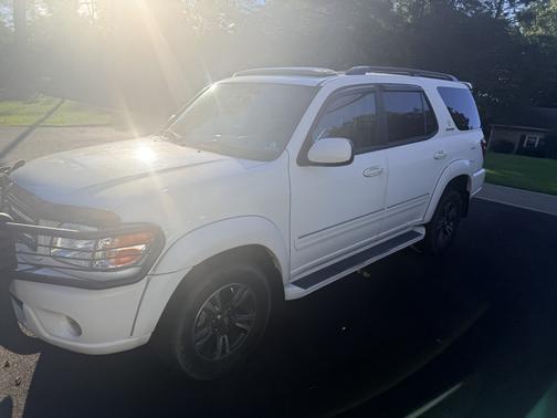 Beige 2001 Toyota Sequoia Limited
