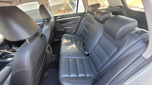 2009 Volkswagen Jetta 2.0 SEL SportWagen