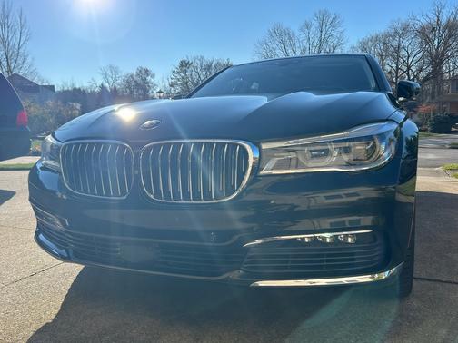 2016 BMW 750 i xDrive