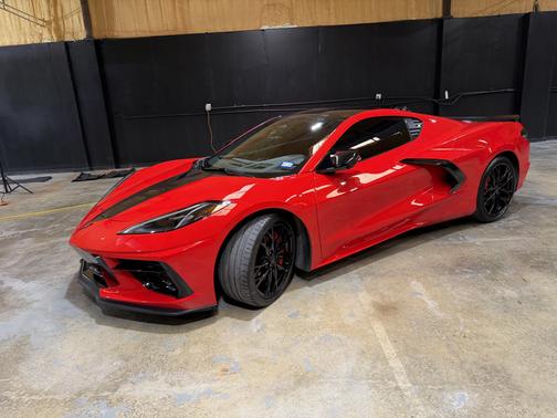 Red 2024 Chevrolet Corvette Stingray w/2LT