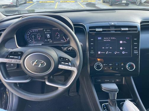 Black 2023 Hyundai TUCSON SEL