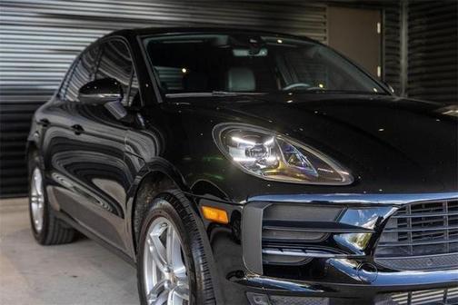 Black 2021 Porsche Macan Macan
