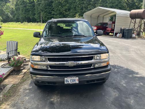 2004 Chevrolet Tahoe LS