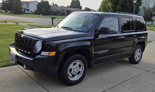 Black 2014 Jeep Patriot Sport