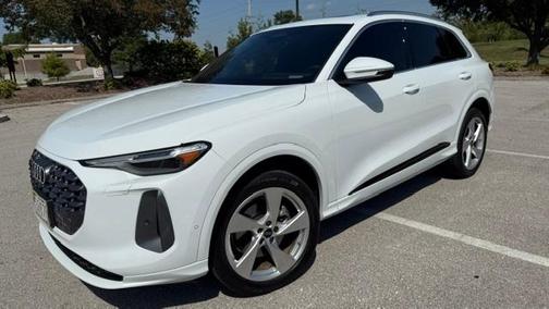 White 2025 Audi Q5 Premium Plus