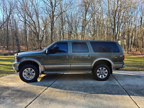 2002 Ford Excursion Limited