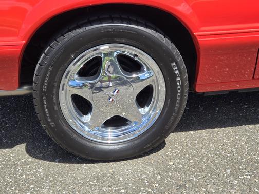 1992 Ford Mustang LX 5.0L Sport