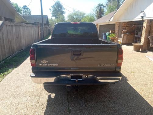 2004 Chevrolet Silverado 1500 LS Extended Cab