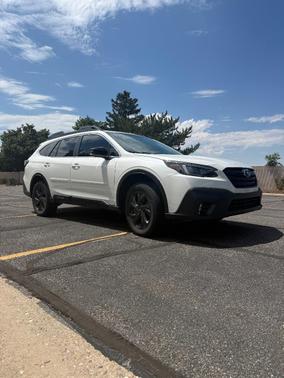 White 2021 Subaru Outback Onyx Edition XT