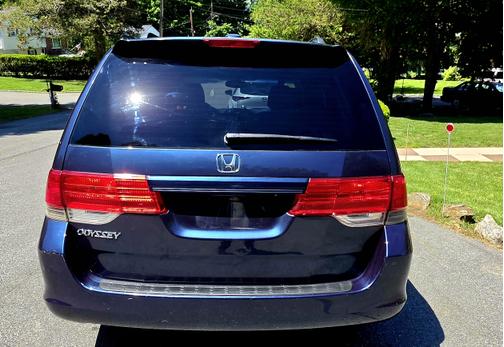 Blue 2009 Honda Odyssey EX-L