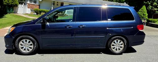Blue 2009 Honda Odyssey EX-L