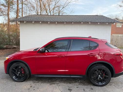 2020 Alfa Romeo Stelvio Base