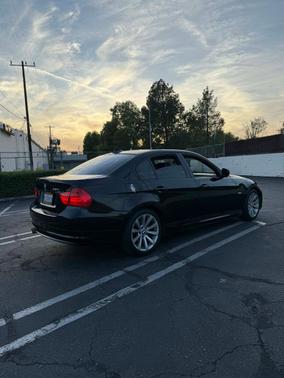 Black 2011 BMW 328 i