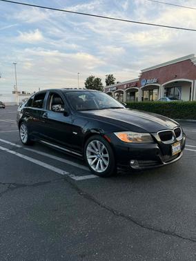 Black 2011 BMW 328 i