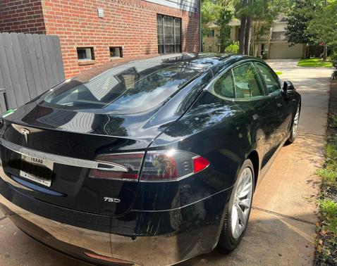 Black 2018 Tesla Model S 75D