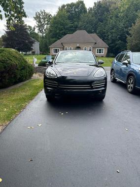 Black 2014 Porsche Cayenne Cayenne Platinum Edition