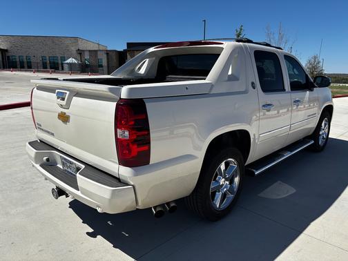 2013 Chevrolet Avalanche LTZ