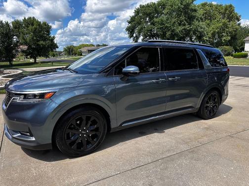 Blue 2022 Kia Carnival SX Prestige