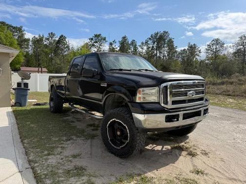 Black 2006 Ford F-250 XLT Crew Cab Super Duty