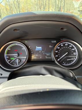 2023 Toyota Camry Hybrid XSE