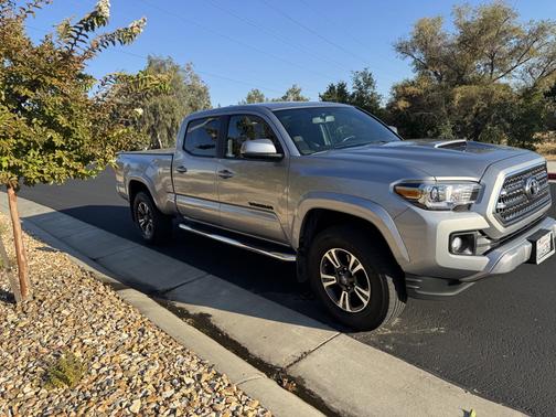 2017 Toyota Tacoma SR5