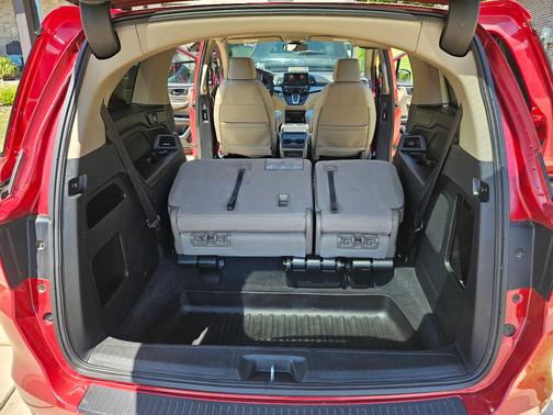 Red 2023 Honda Odyssey EX-L