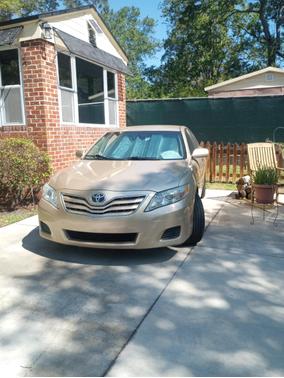 Gold 2011 Toyota Camry LE